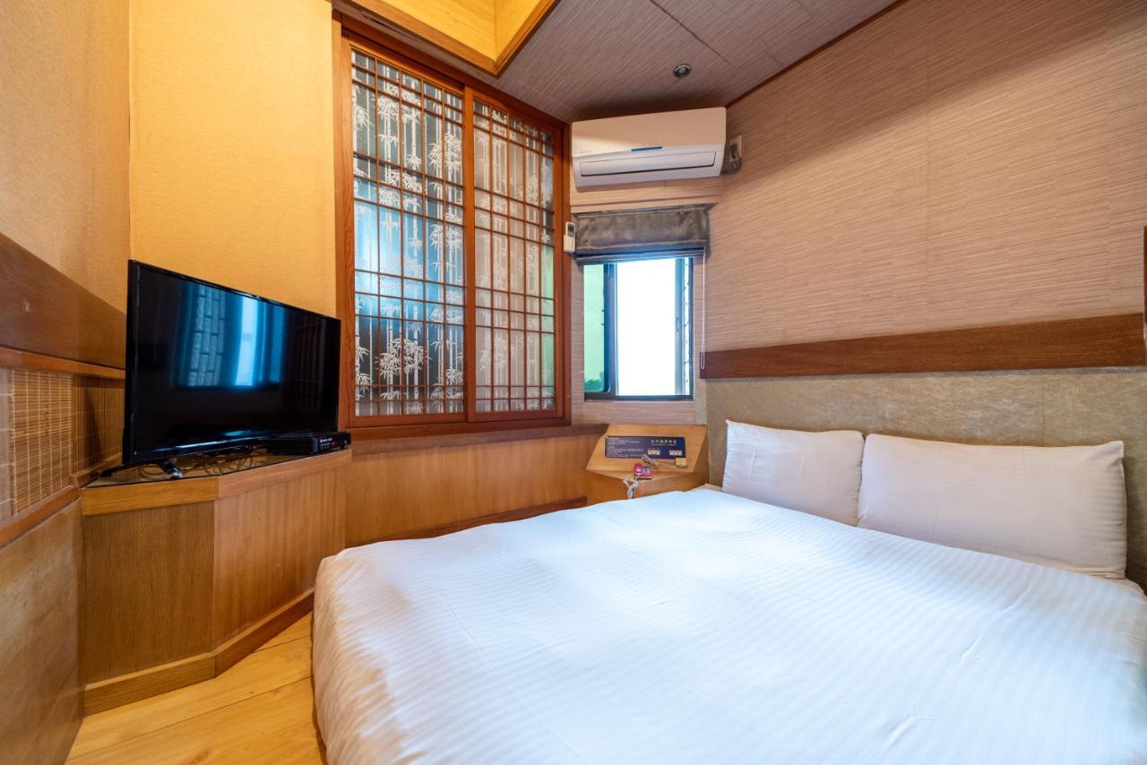 ג'יאושי Shankou Hotspring Hotel מראה חיצוני תמונה