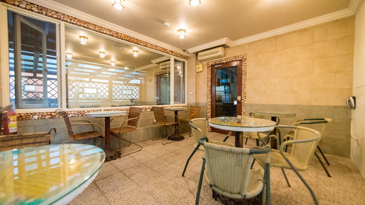 ג'יאושי Shankou Hotspring Hotel מראה חיצוני תמונה