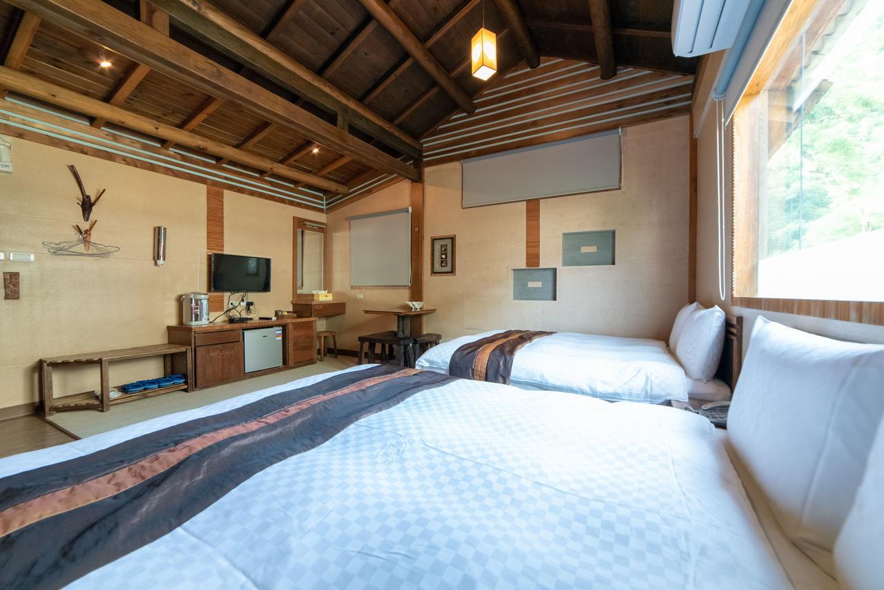 ג'יאושי Shankou Hotspring Hotel מראה חיצוני תמונה
