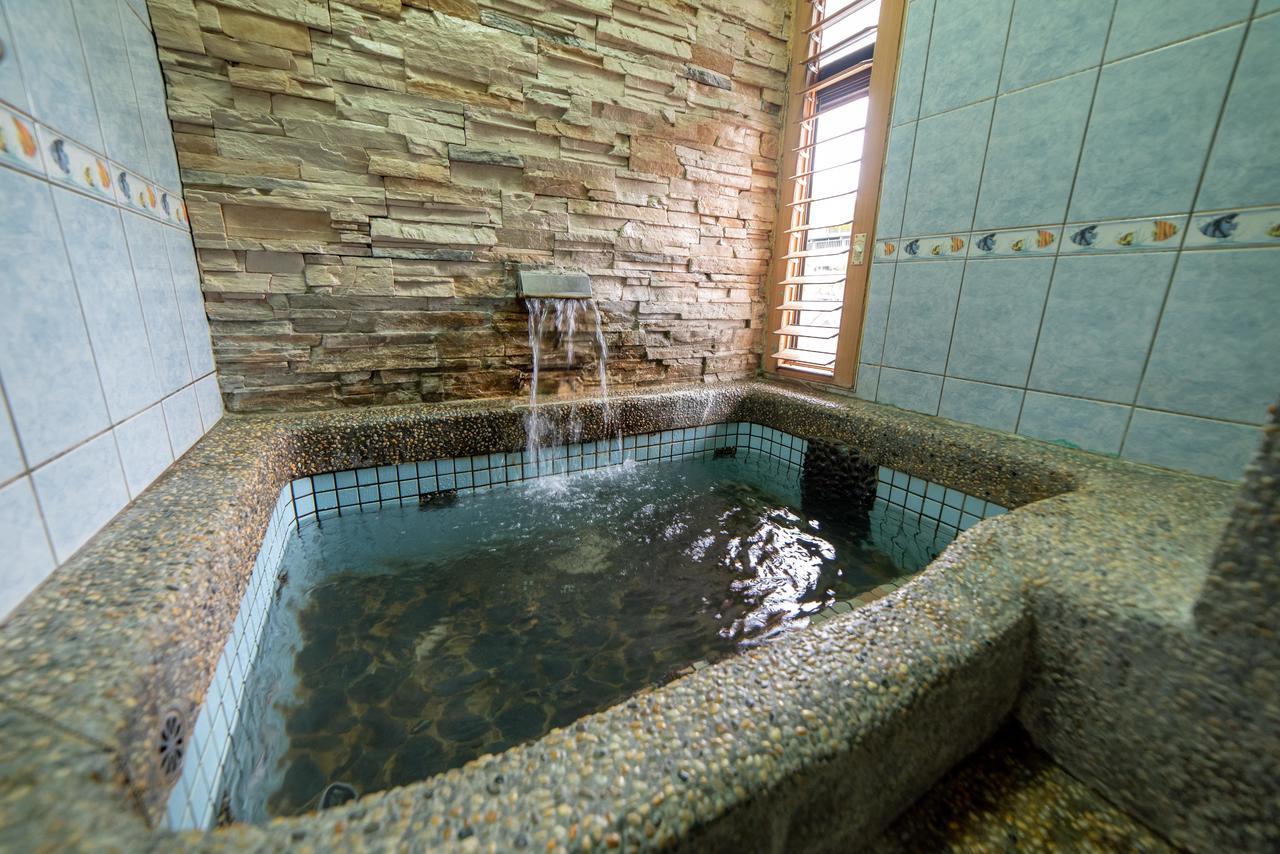 ג'יאושי Shankou Hotspring Hotel מראה חיצוני תמונה
