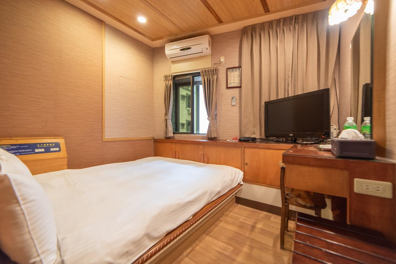 ג'יאושי Shankou Hotspring Hotel מראה חיצוני תמונה